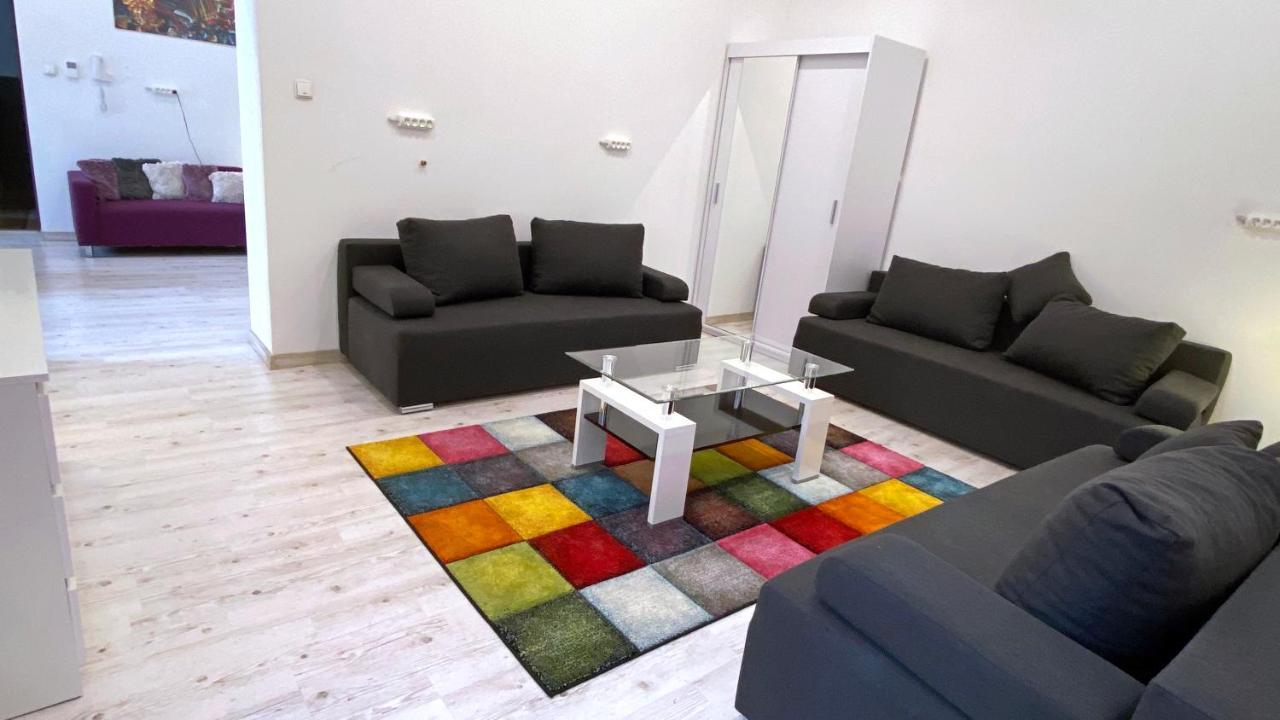 Aparthotel Zabrze, Apartamenty W Centrum Z Prywatnym Parkingiem Eksteriør bilde